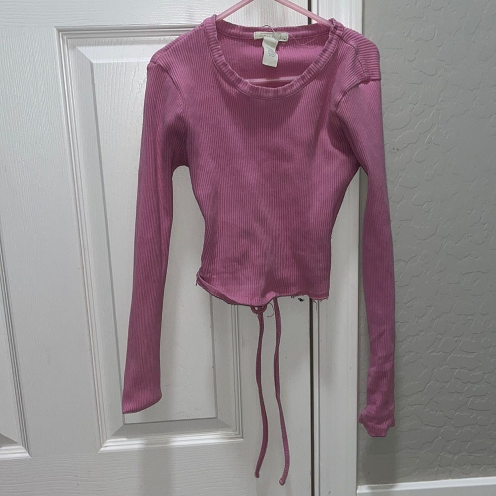 Tilly’s Full Tilt Pink Long Sleeve Backless Crop Top